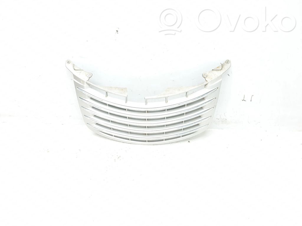 Chrysler PT Cruiser Front grill 