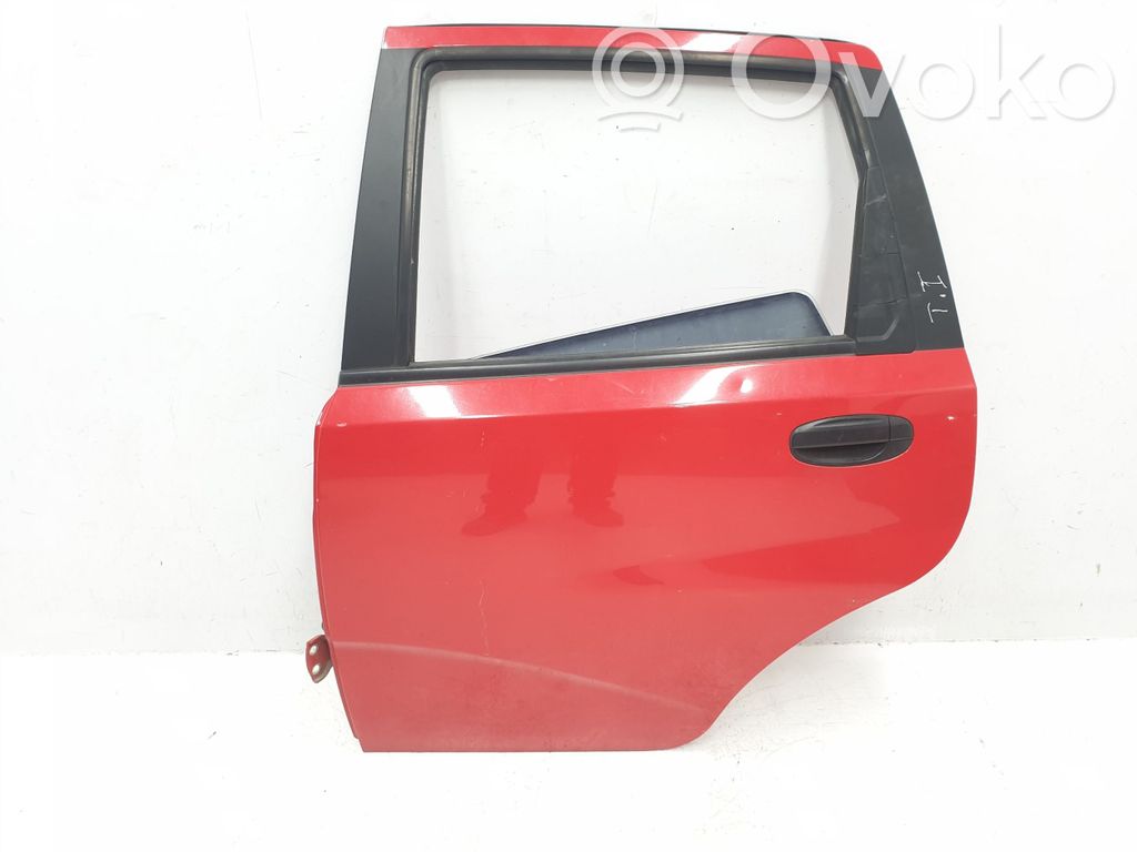 Chevrolet Kalos Puerta trasera 