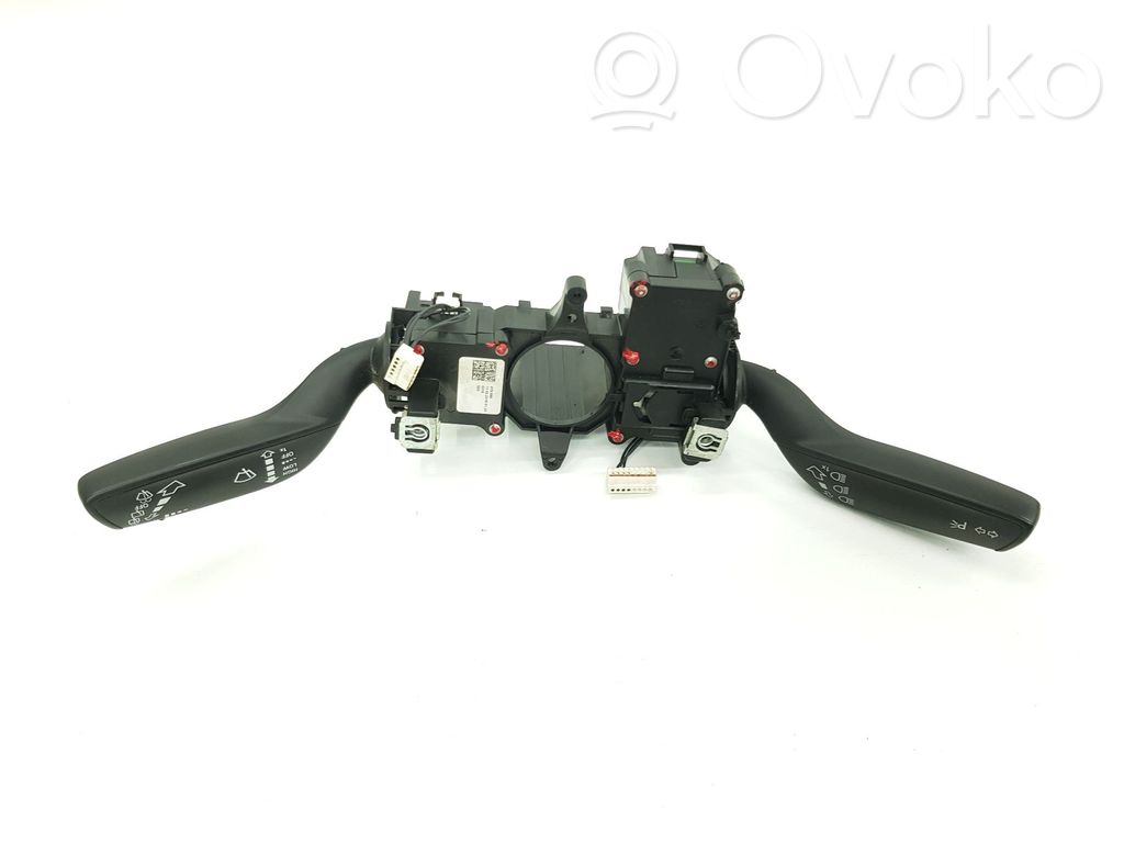 Audi Q3 8U Boutons / interrupteurs volant 