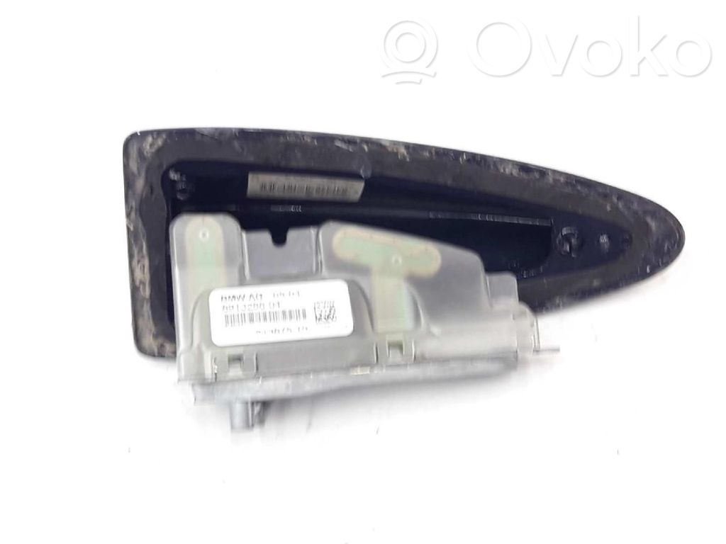 BMW 5 E60 E61 GPS-pystyantenni 