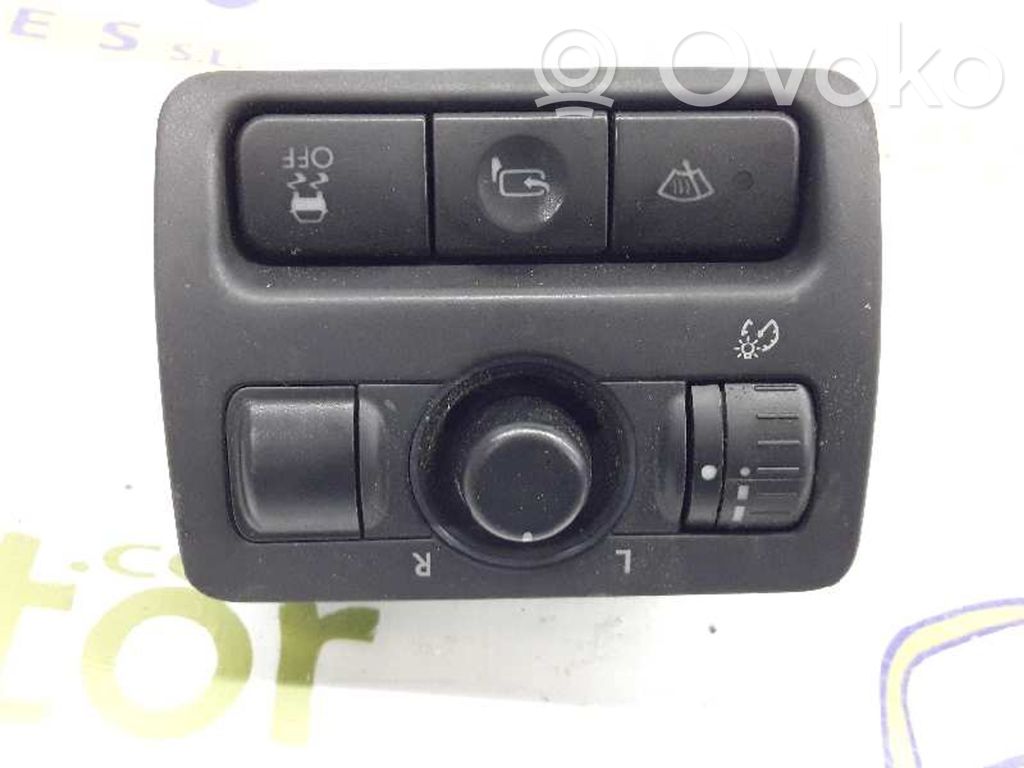 Subaru Legacy Wing mirror switch 
