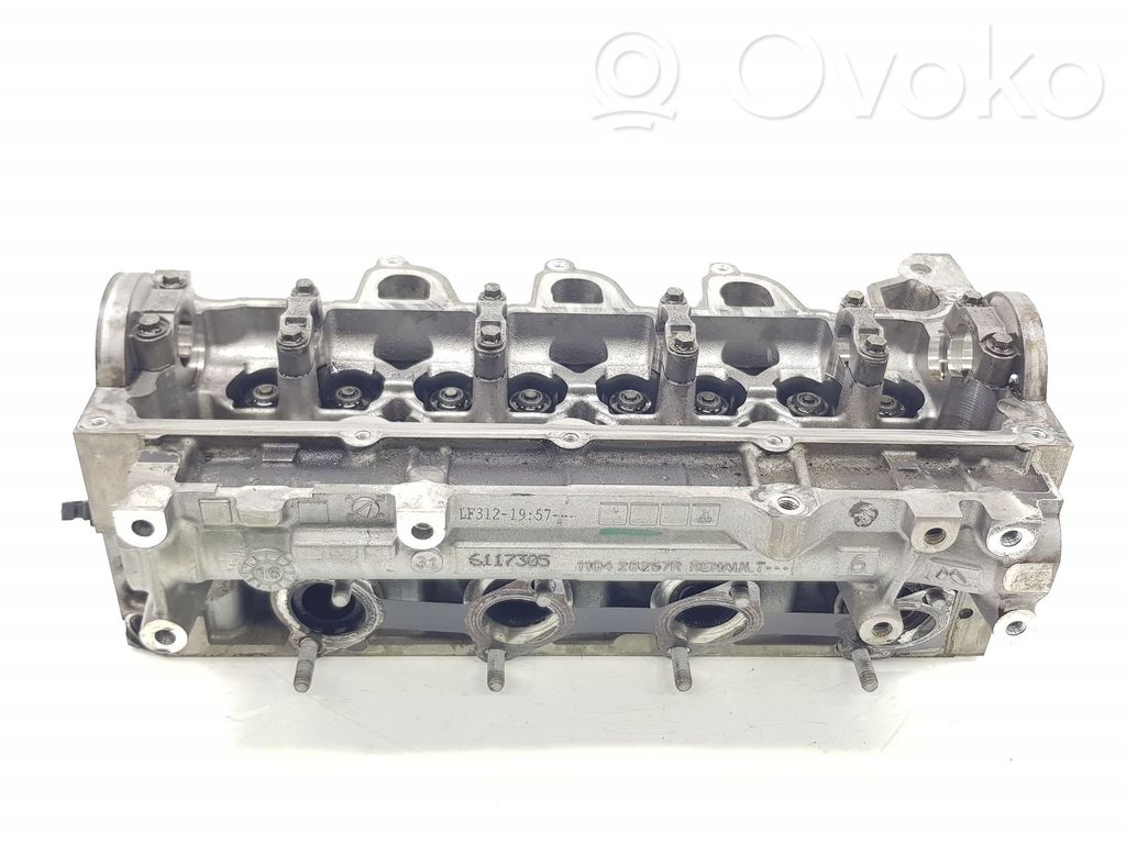 Renault Clio IV Engine head 