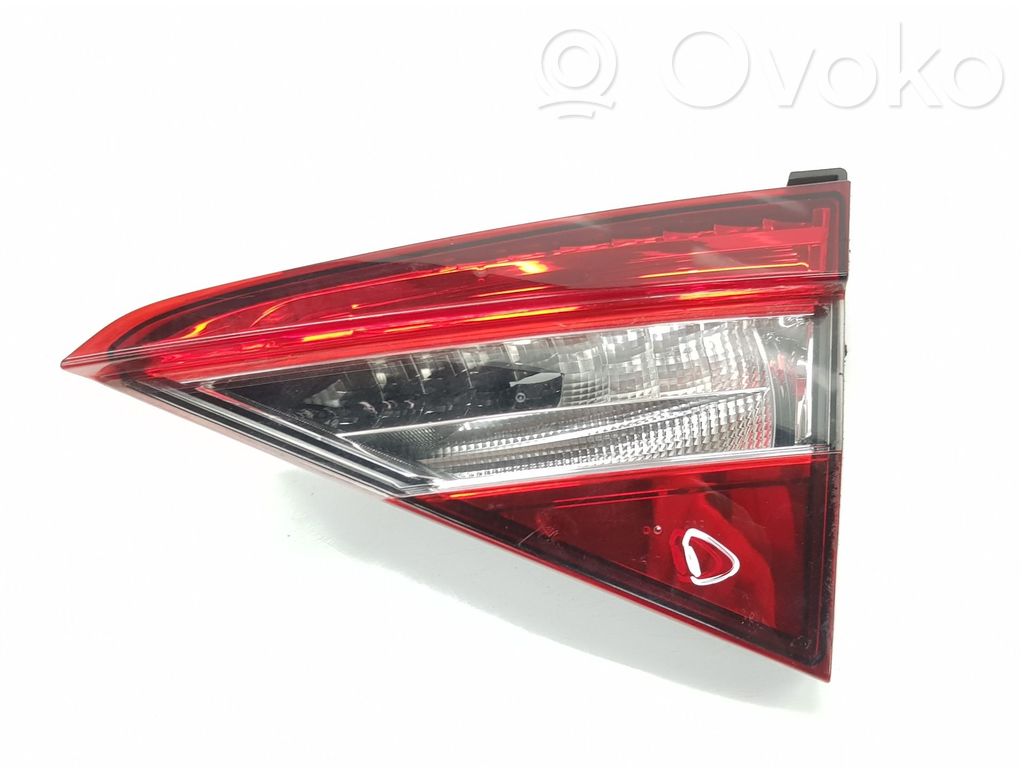 Skoda Superb B8 (3V) Luci posteriori del portellone del bagagliaio