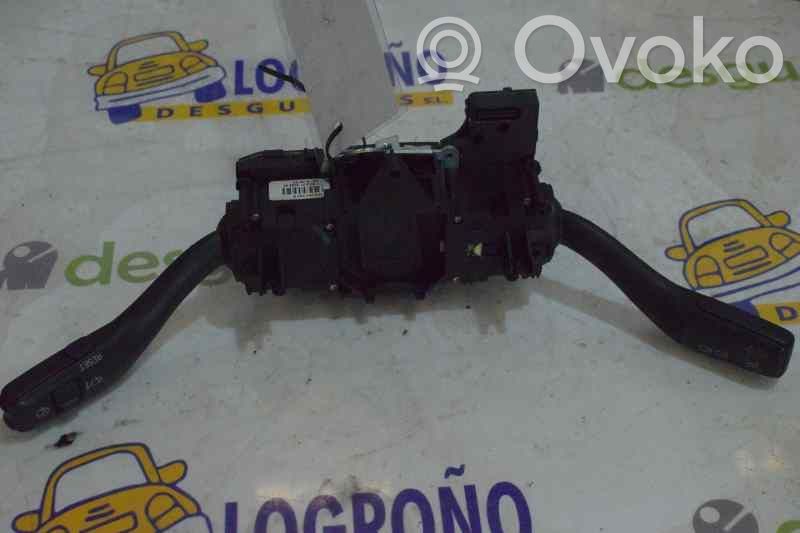 Audi A4 S4 B5 8D Boutons / interrupteurs volant 