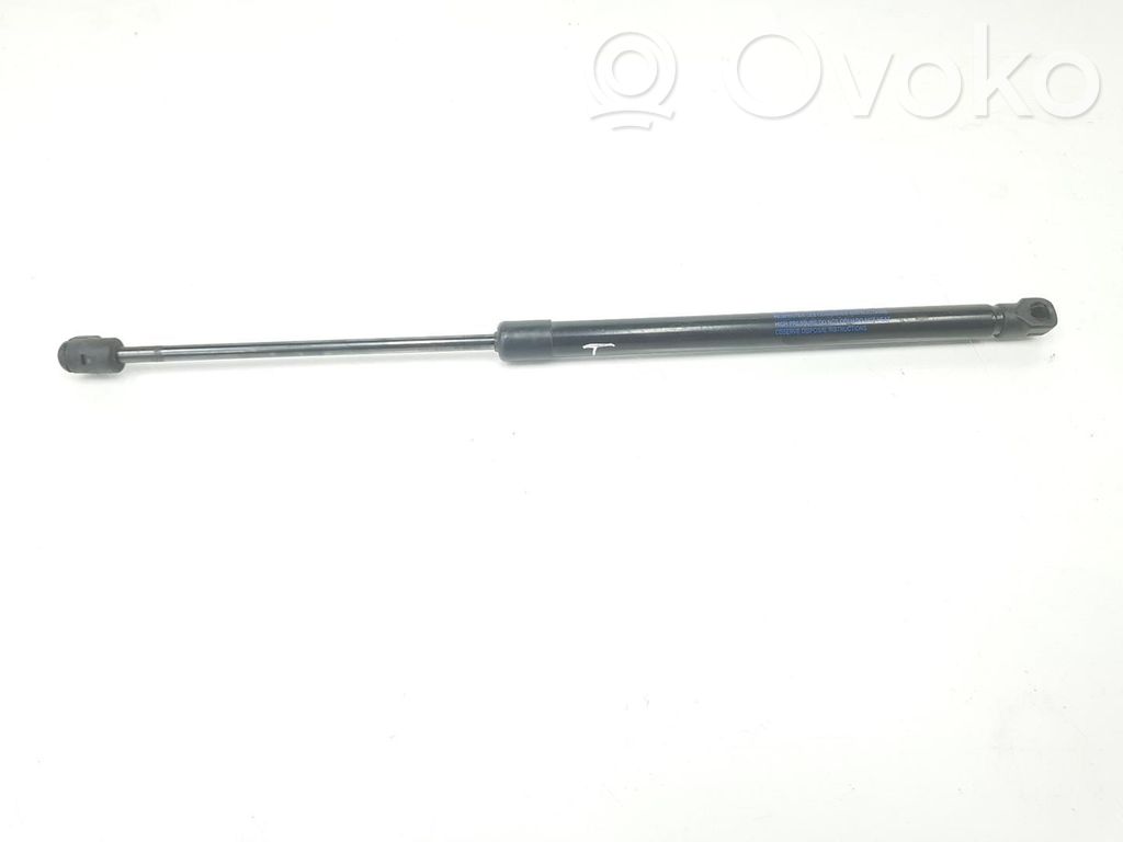 Renault Captur Tailgate/trunk strut/damper 
