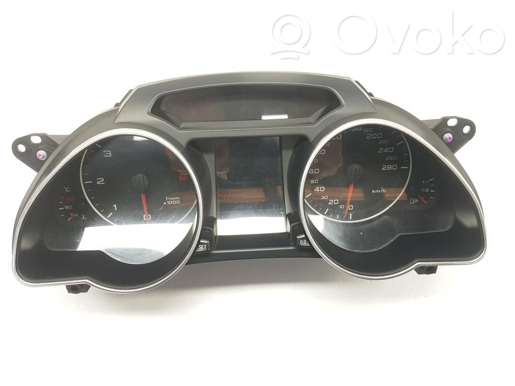 Audi A5 8T 8F Nopeusmittari (mittaristo)