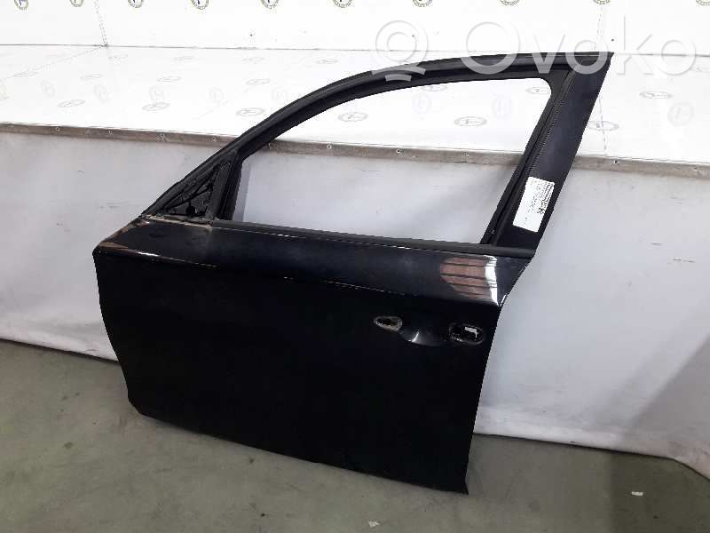 BMW 1 E81 E87 Front door 