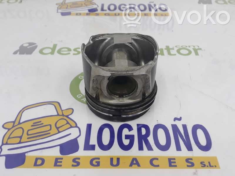 Renault Laguna III Piston