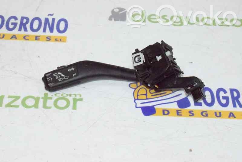 Seat Altea XL Commodo de clignotant