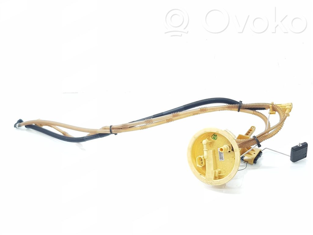 BMW X1 E84 Bomba interna de combustible 