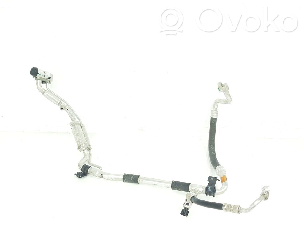 KIA Ceed Ilmastointilaitteen putki (A/C) 