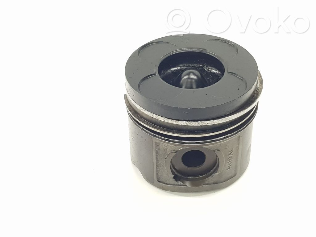 BMW 3 E46 Piston 