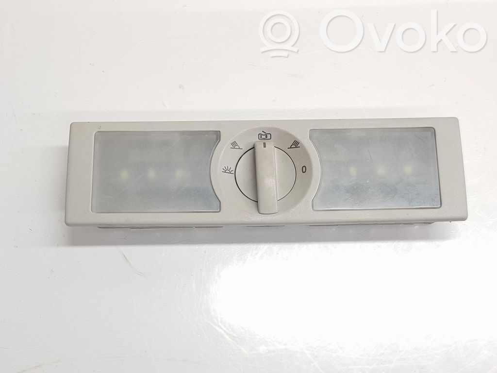 Seat Leon (5F) Światło fotela przedniego 