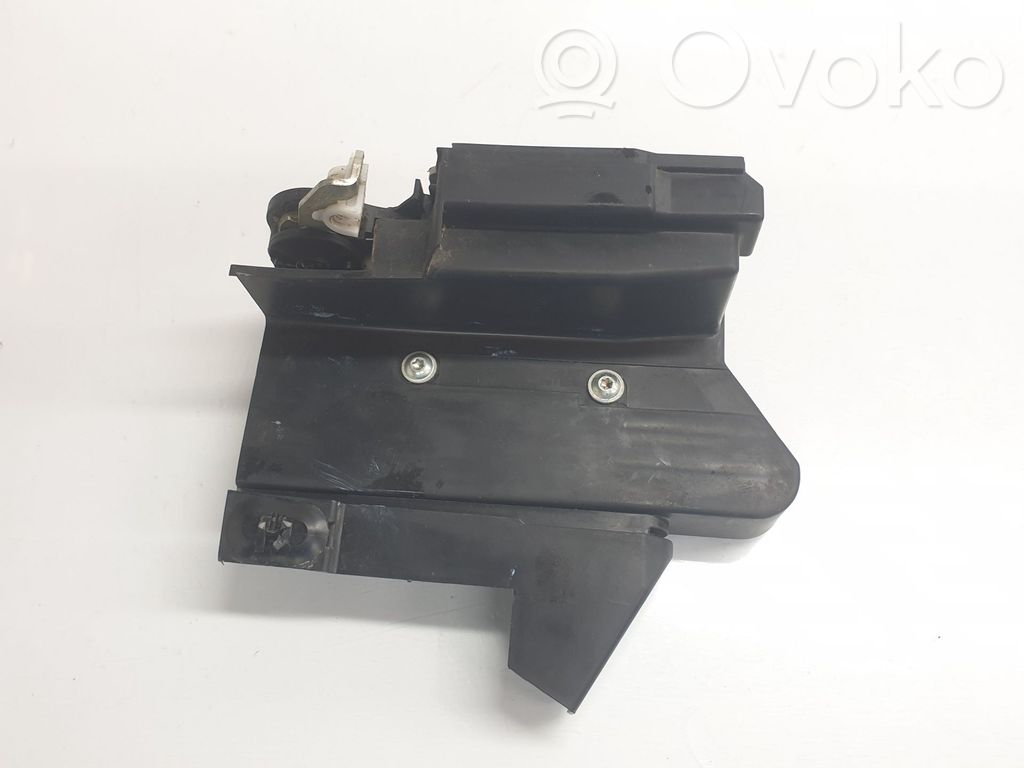 Dacia Sandero Etuoven lukko 