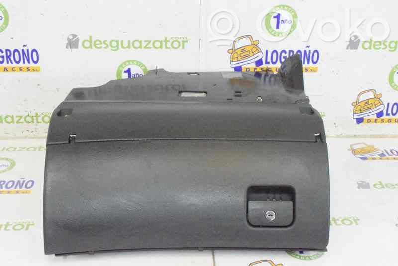 Audi A6 S6 C5 4B Guantera 