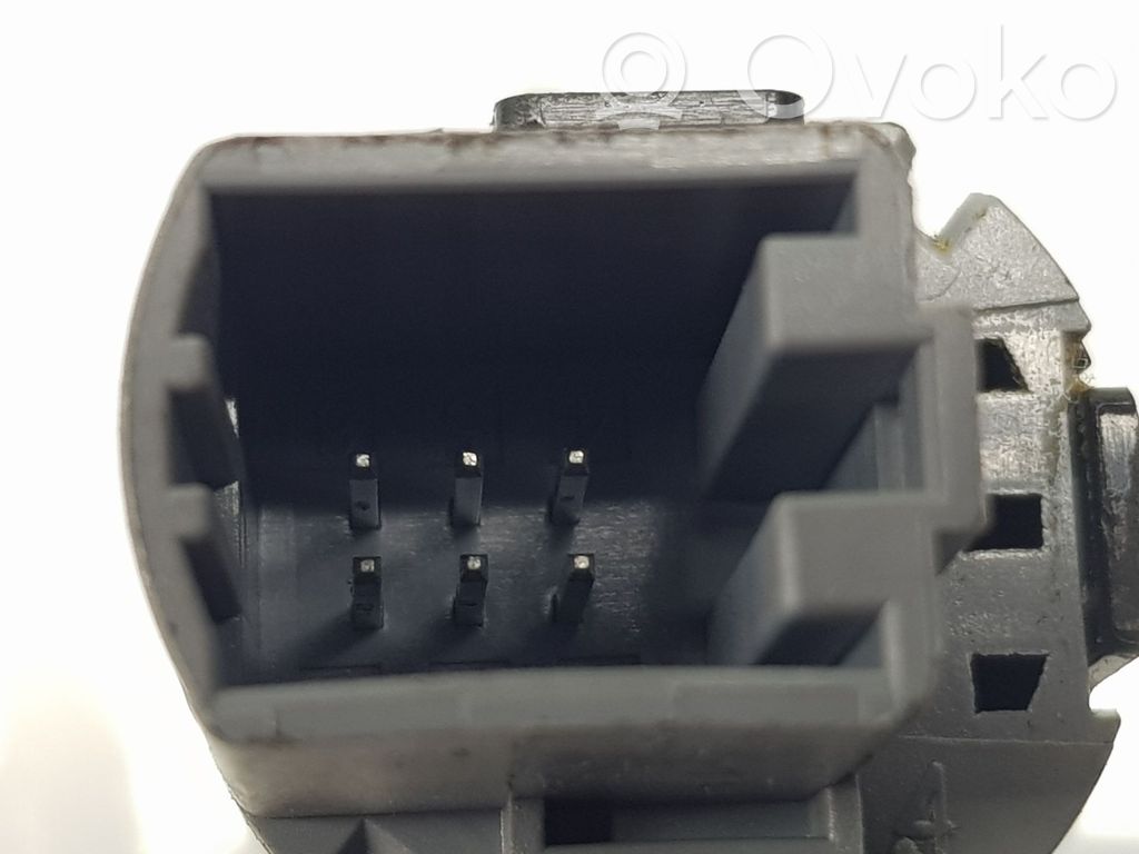Volkswagen Touran III Przycisk zapłonu Start / Stop 