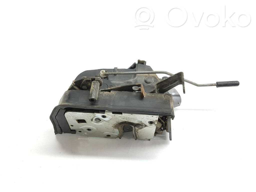 BMW 3 E46 Front door lock 