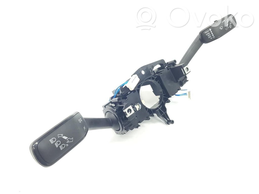 Boutons / interrupteurs volant   5Q1953507GA,5Q1953507GA