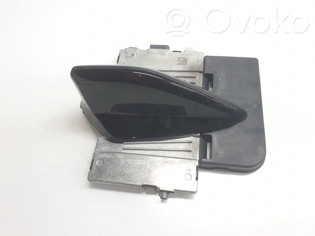 GPS-pystyantenni   9863647080,1697037180