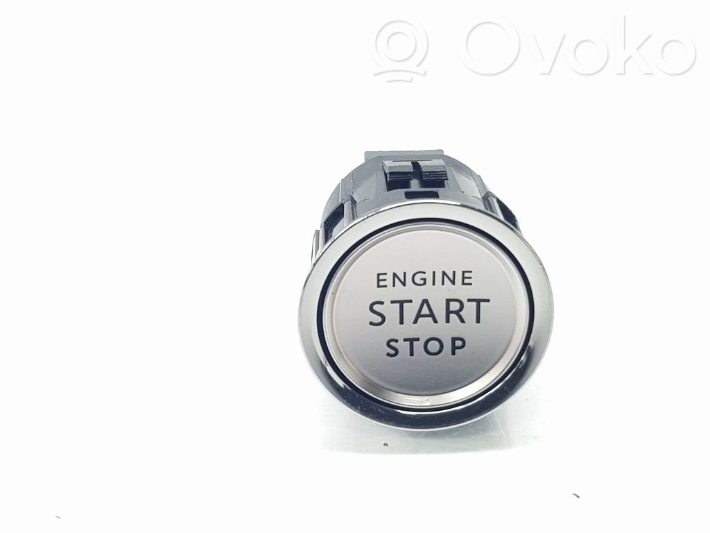 Opel Astra L Bouton poussoir de démarrage du moteur