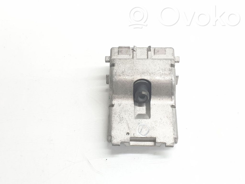 Maserati Levante Windshield/windscreen camera 
