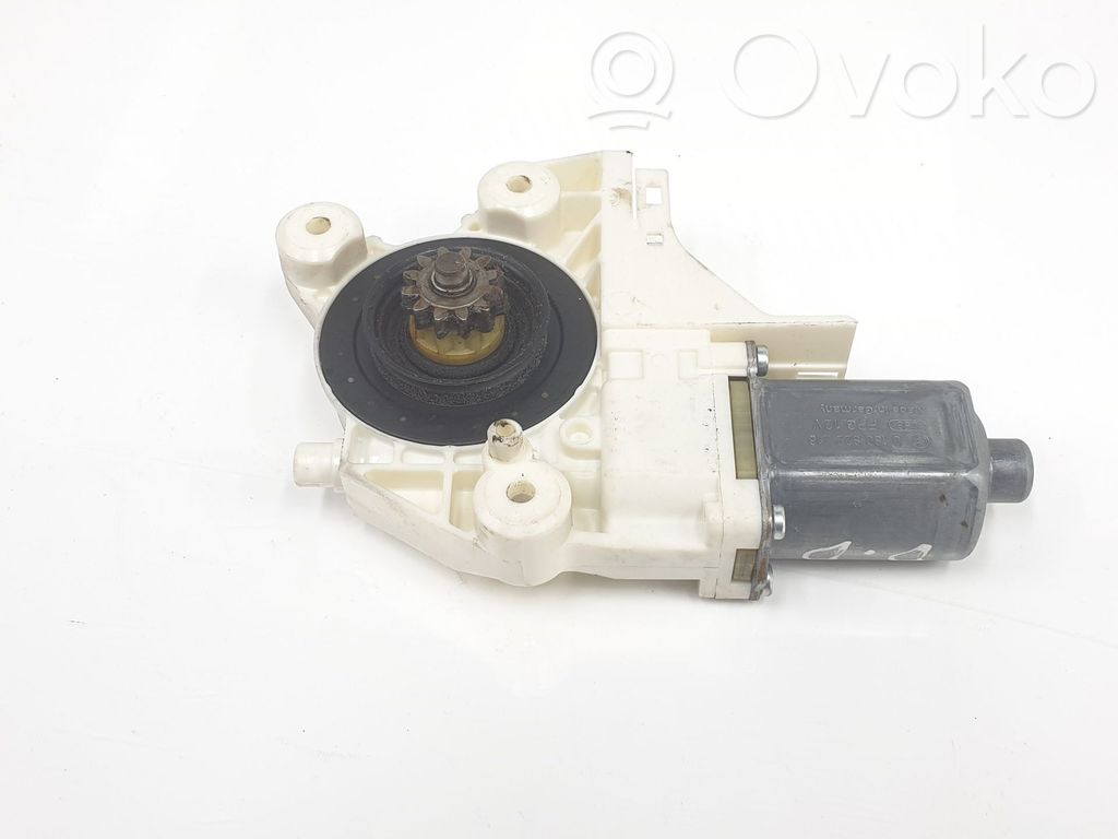 Ford Focus Silnik regulatora szyby drzwi przednich 