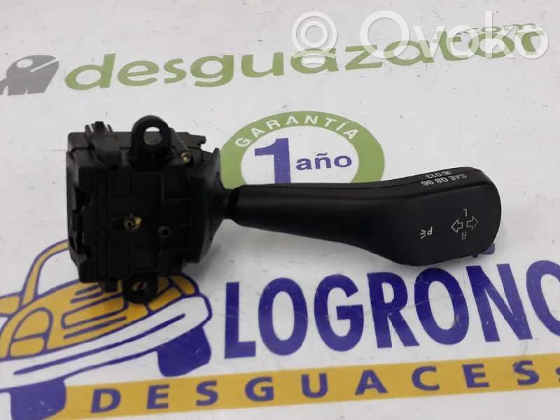 Palanca de intermitentes   61318363662,8363662,61318363668