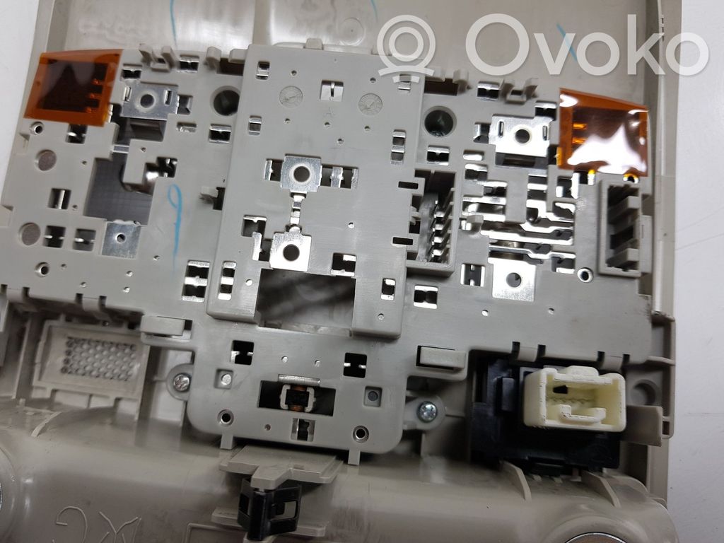 Éclairage lumière plafonnier avant   KD4569971,KD4569970C