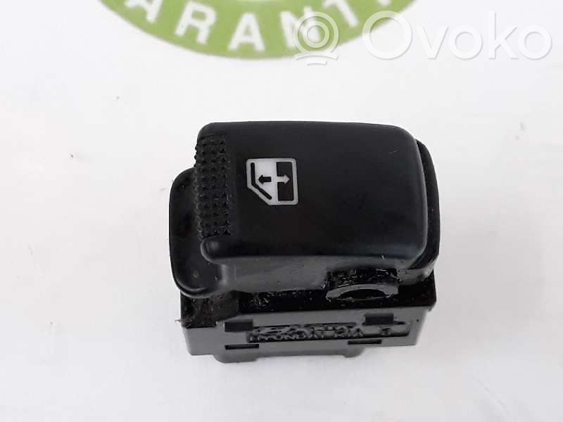 Hyundai Matrix Interruptor del elevalunas eléctrico 