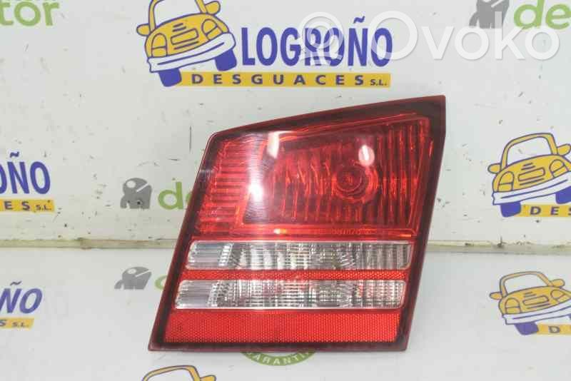 Dodge Journey Aizmugurējais lukturis pārsegā 