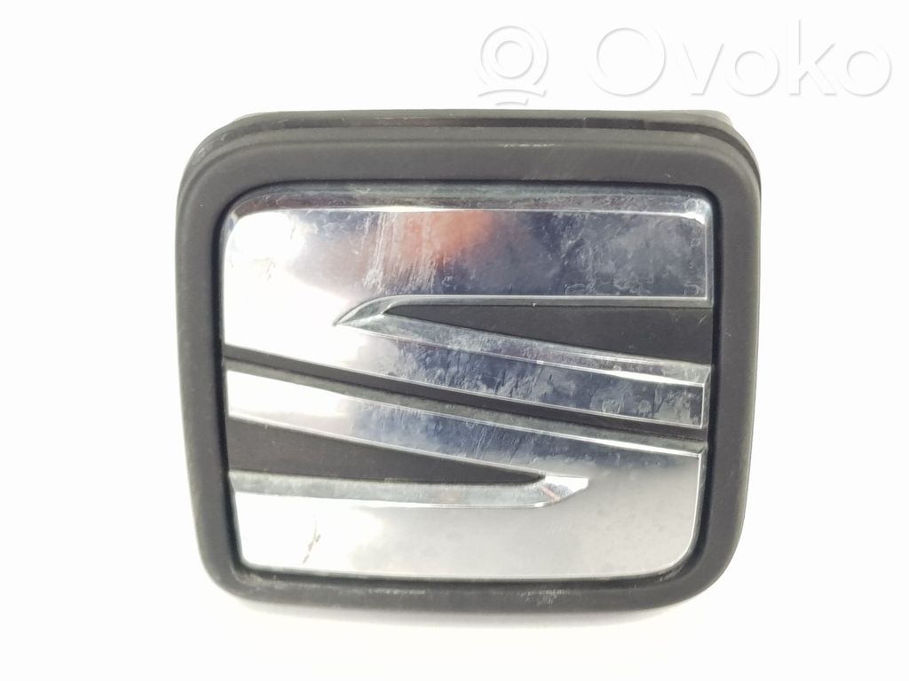 Seat Leon IV Tailgate trunk handle 