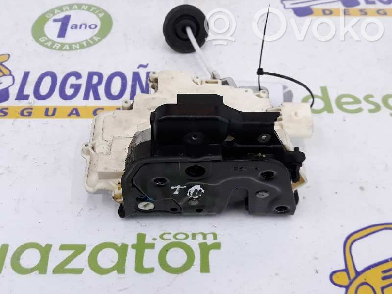 Audi A4 S4 B7 8E 8H Serratura portiera posteriore 