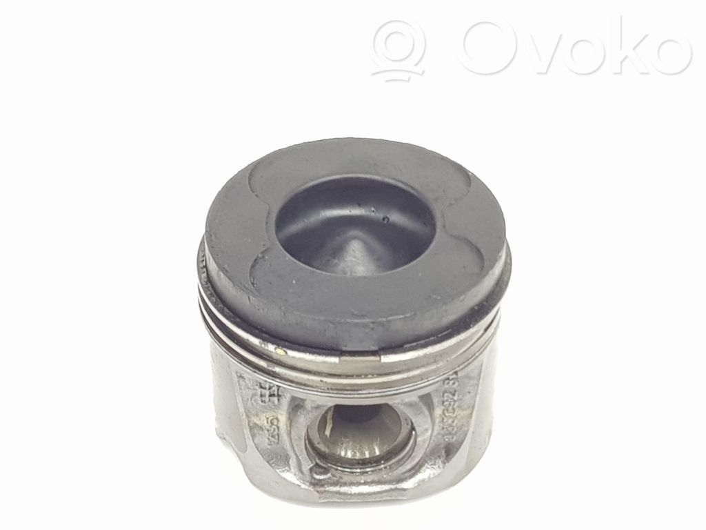 Mercedes-Benz A W169 Piston 
