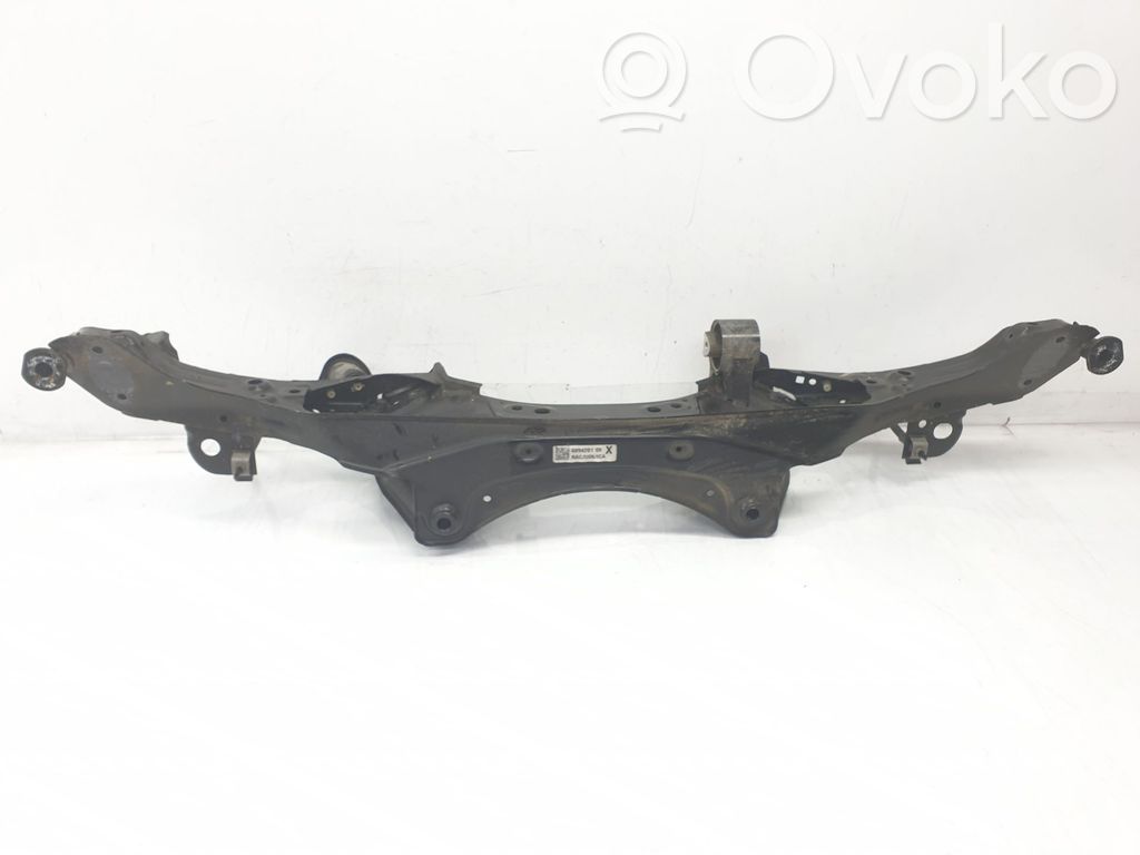 BMW X1 U11 Belka osi tylnej 