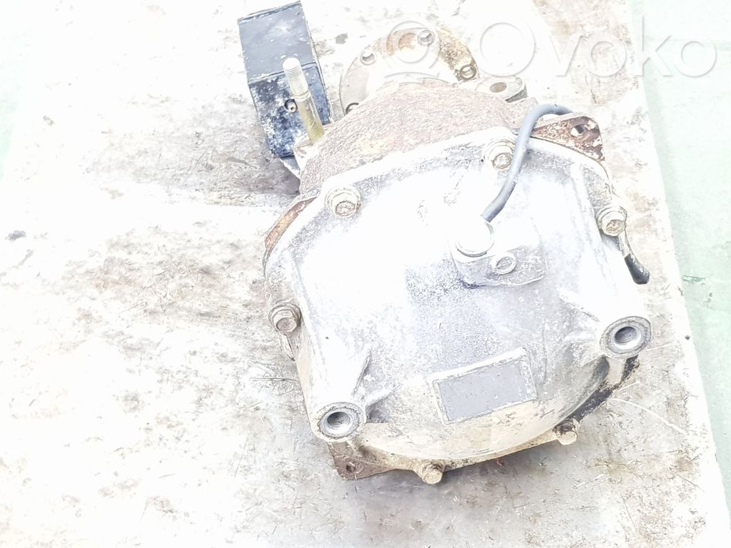 Mitsubishi Montero Tylny mechanizm różnicowy 