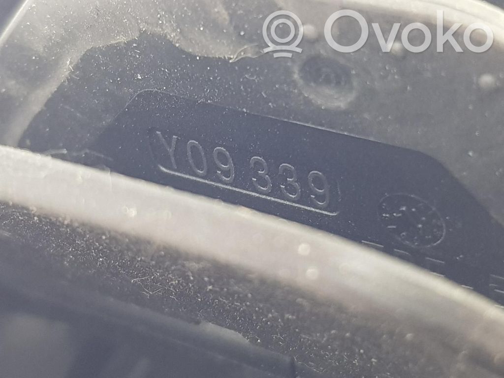 Mercedes-Benz A W176 Grilă ventilație centrală 