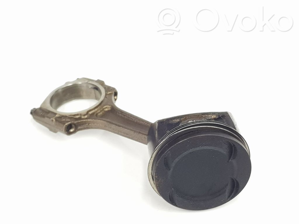 Opel Corsa E Piston 