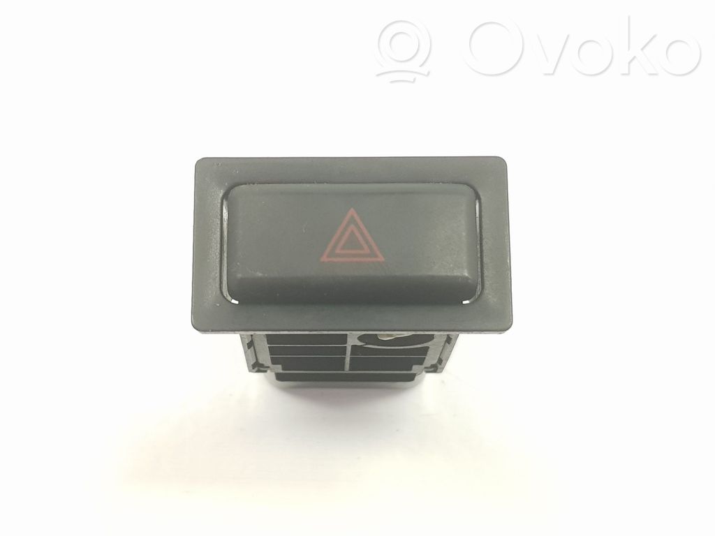 Toyota Land Cruiser (HDJ90) Przycisk świateł awaryjnych 