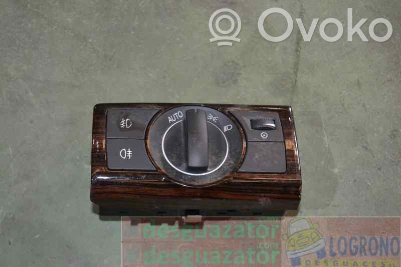 Light switch   96672909,109791