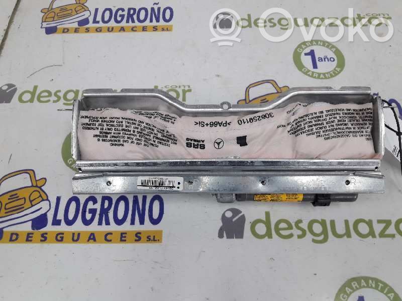 Mercedes-Benz C W204 Airbag per le ginocchia 