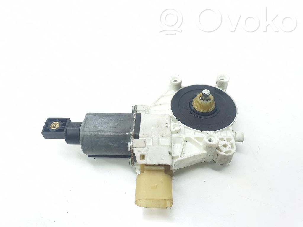 BMW 3 E92 E93 Front door window regulator motor 