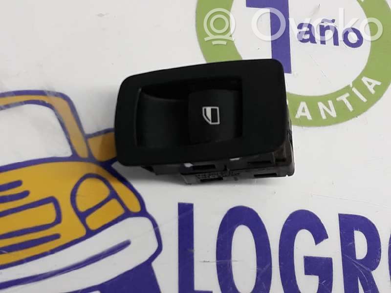 Electric window control switch   61319113773,6922244