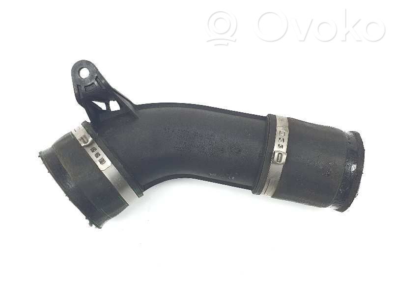 BMW 5 F10 F11 Wąż / Rura intercoolera 