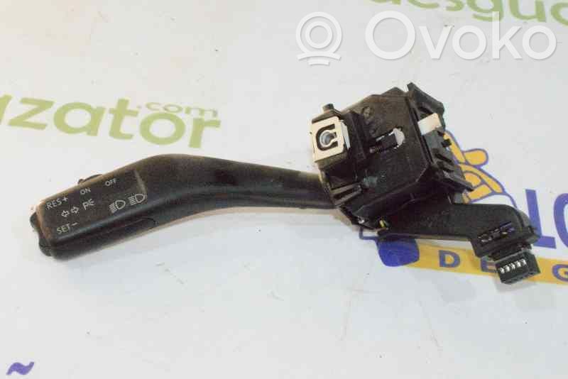 Seat Leon (1P) Commodo de clignotant