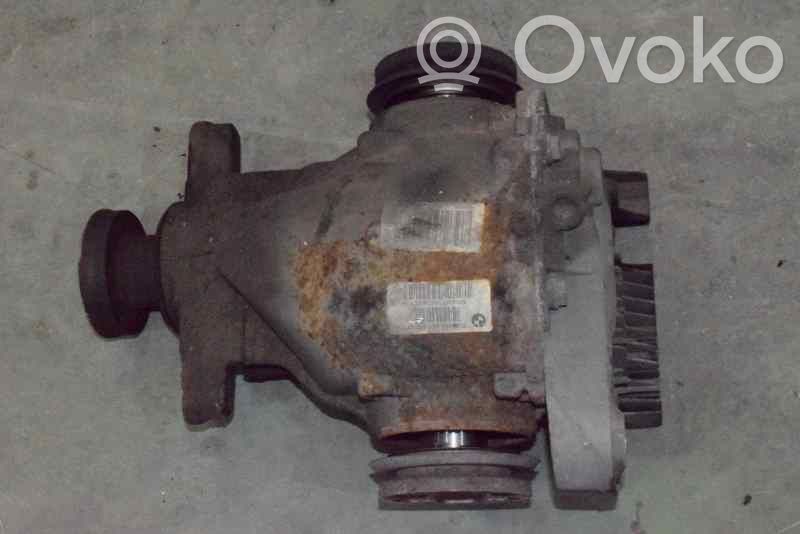 BMW 5 E60 E61 Galinis reduktorius 