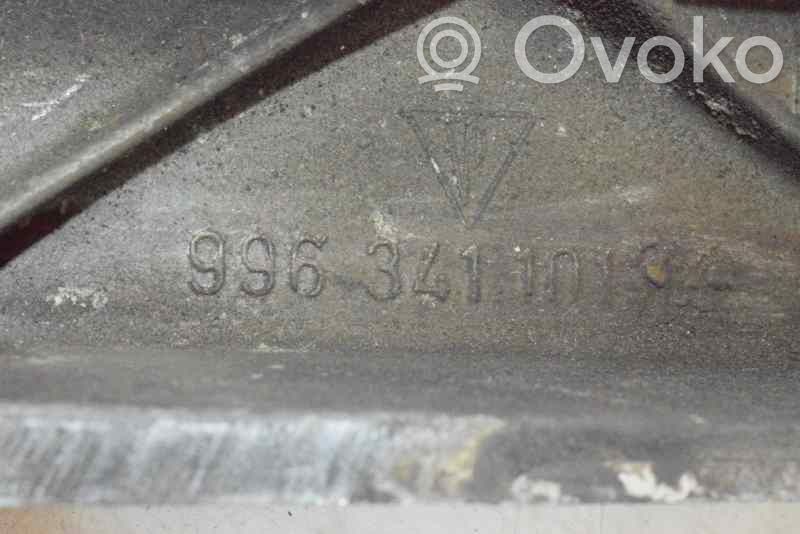 Porsche Boxster 986 Etuapurunko 