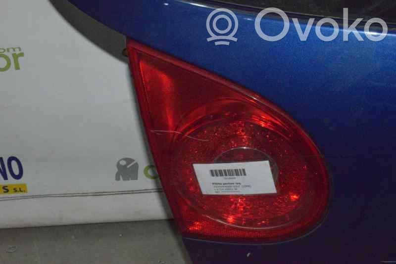 Volkswagen Golf V Lampă spate în capacul portbagajului 