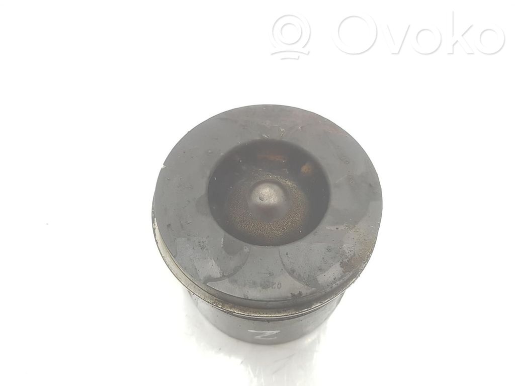 Pistón   1310130060,PISTON1KDFTV,1111AA