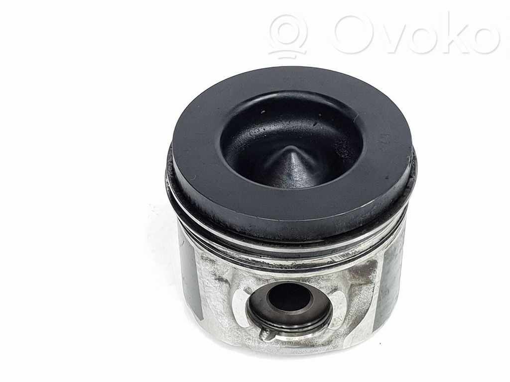 Honda CR-V Piston 