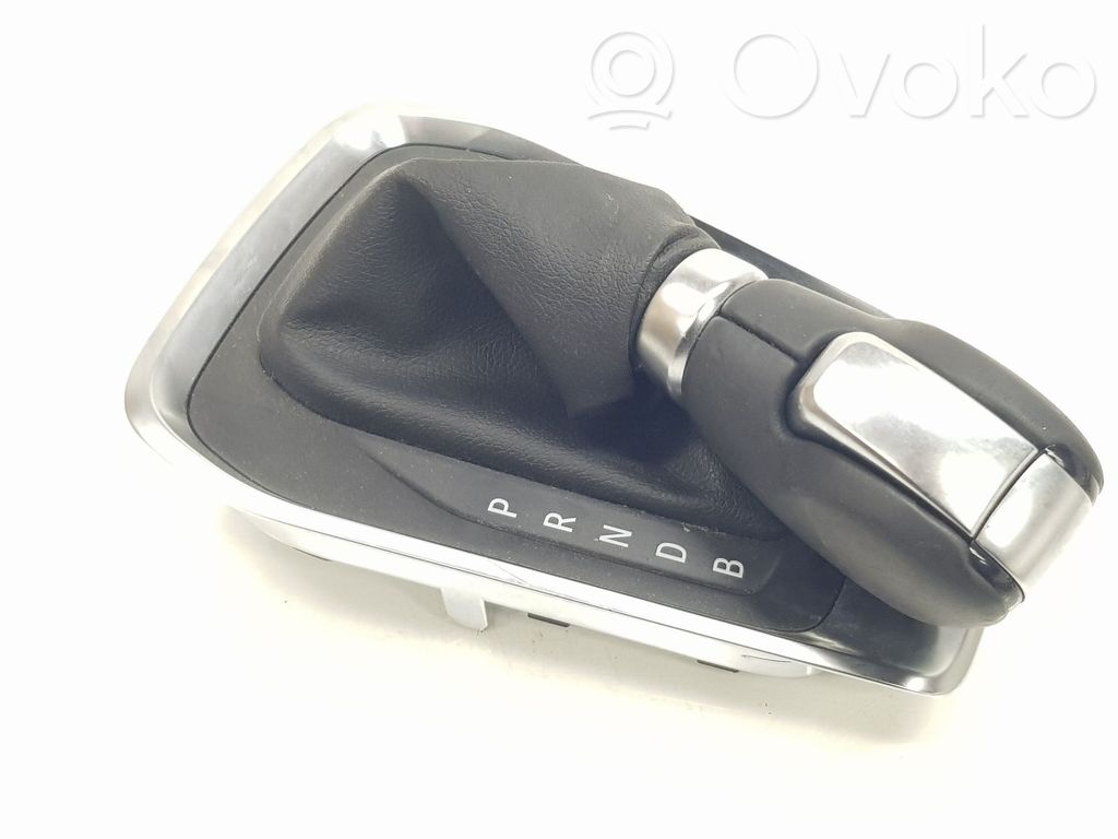 Renault Captur II Perilla/embellecedor de cuero de la palanca de cambios 